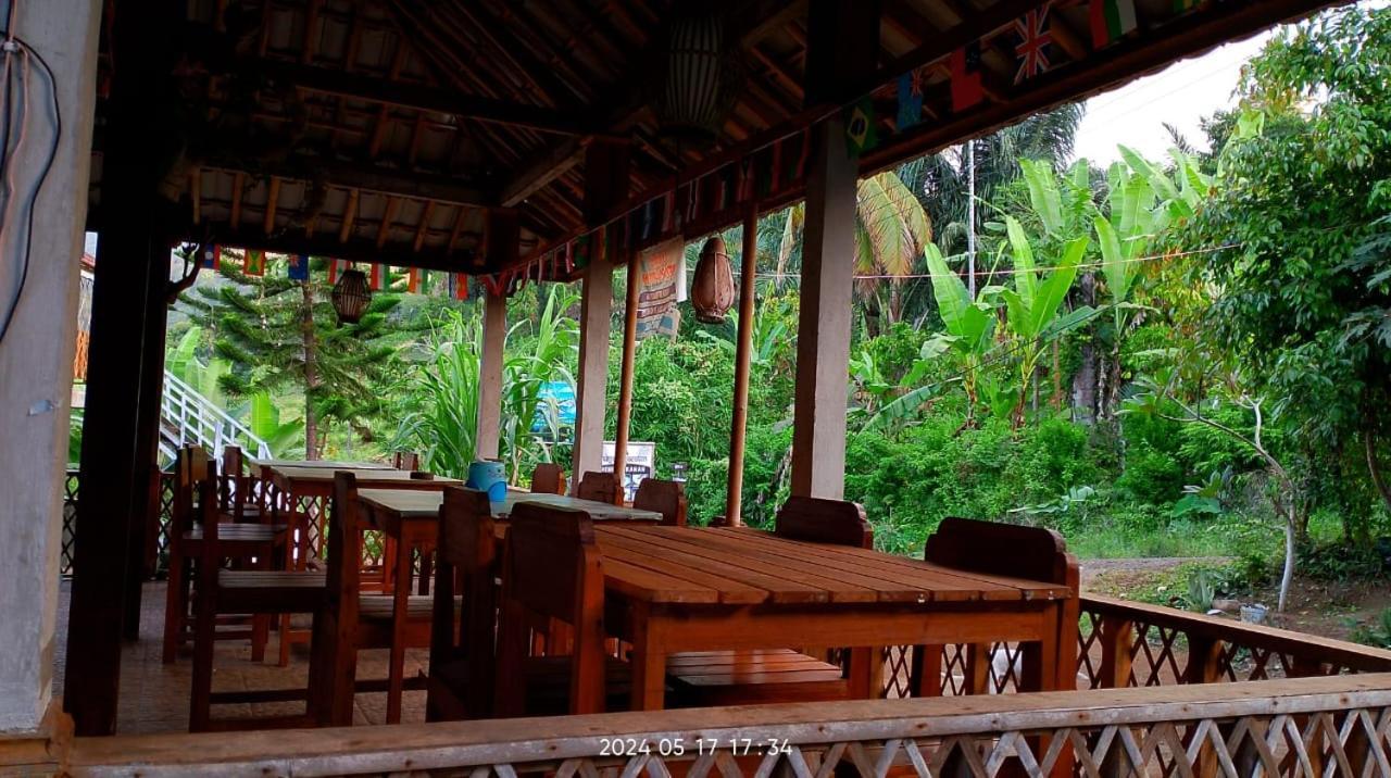 Blue Mountain Cottage Senaru Exterior foto